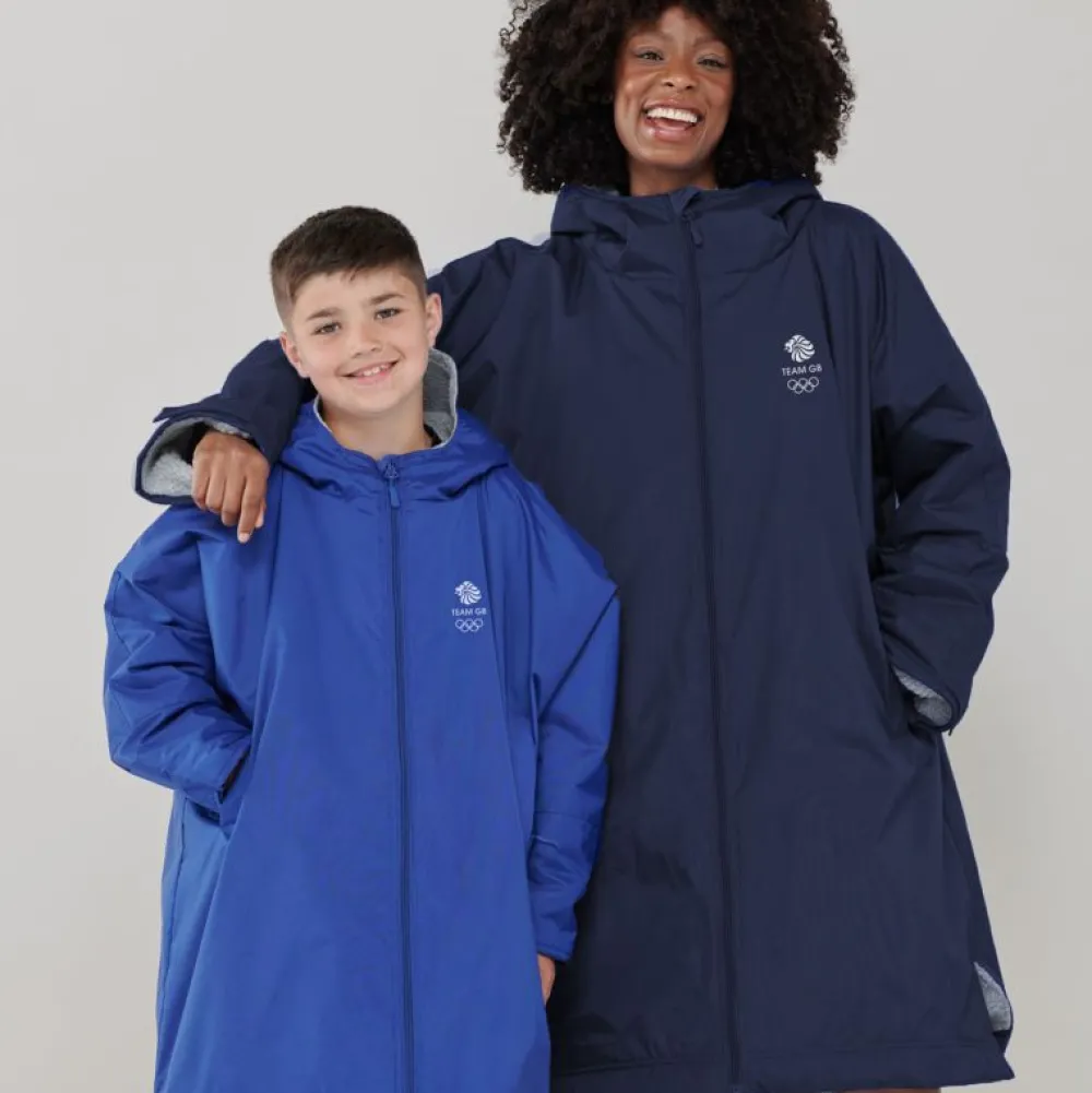 team_gb_allweather_changing_robe_navy_2.webp Team GB All-Weather Changing Robe Navy